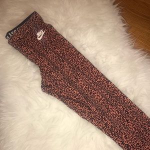 Nike leggings
